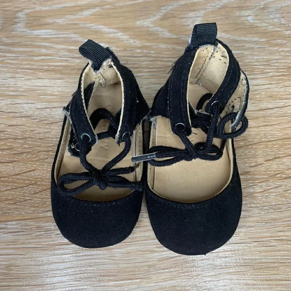 Old Navy 3-6 Months Baby Girl Lace Up Sandals